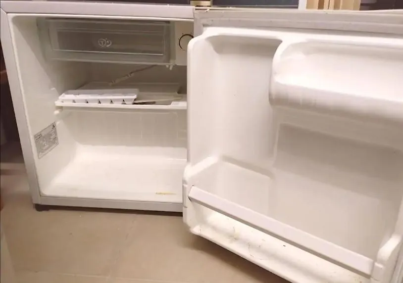 Security Austin Mtr With Washing Machine Refrigerator 15 Minutes To Different Universities Hong Kong Apartment